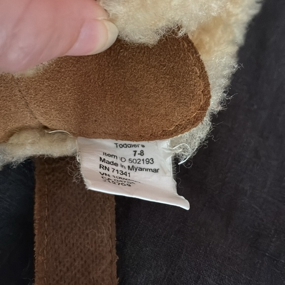 Shearling Slippers - Picture 8 of 8